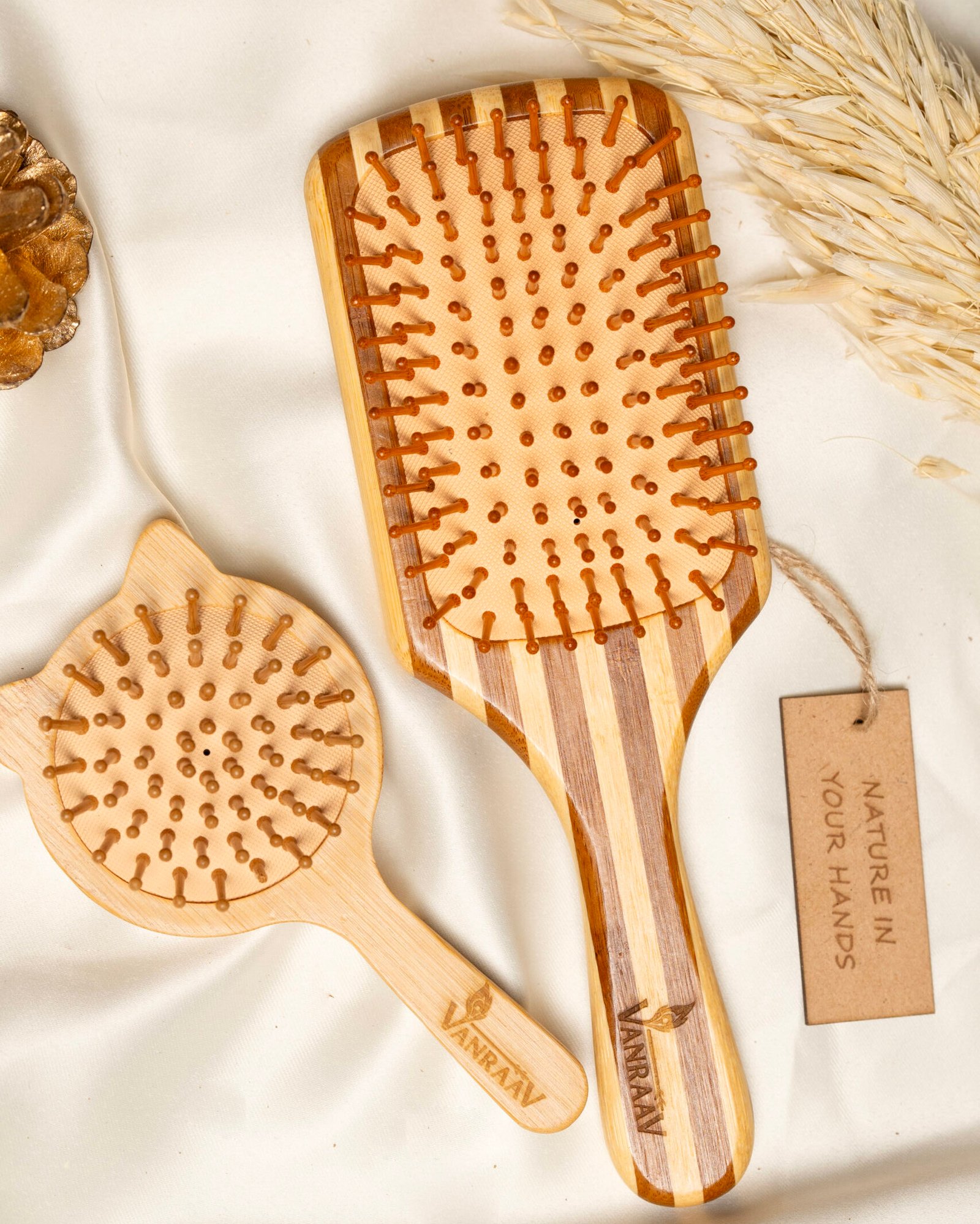 Liening + Mickey brush